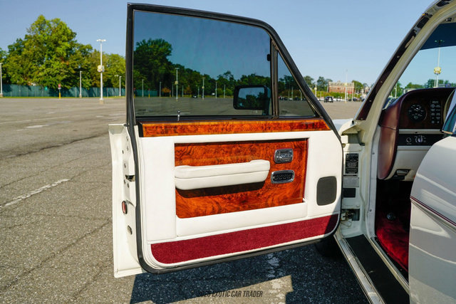 Used 1989 Rolls-Royce Silver Spirit image 43