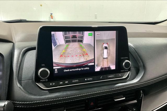 Used 2021 Nissan Rogue SV image 14