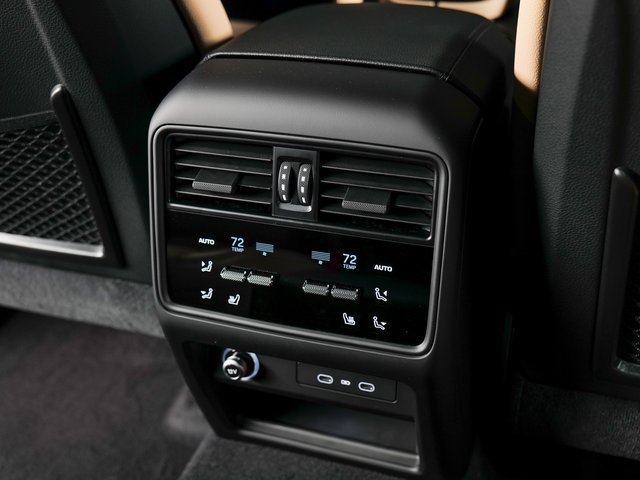 New 2026 Porsche Cayenne AWD/4WD image 24