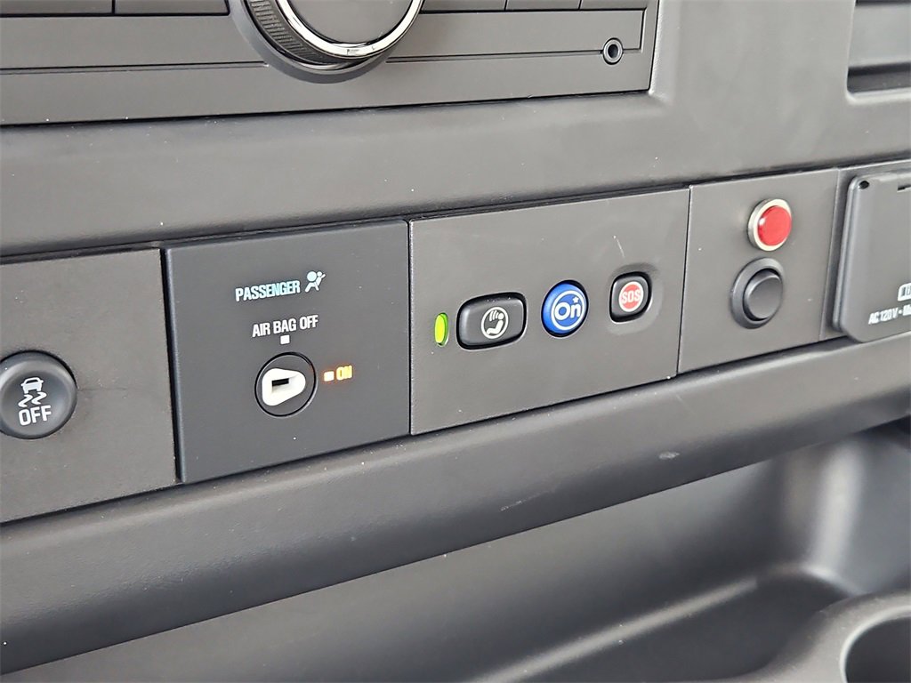 New 2025 Chevrolet Express 3500 w/ Power Convenience Package image 9