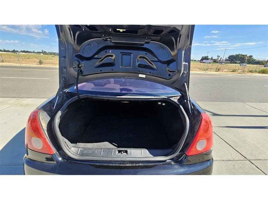 Used 2009 Pontiac G6 Sedan w/ Sport Package 1 image 32