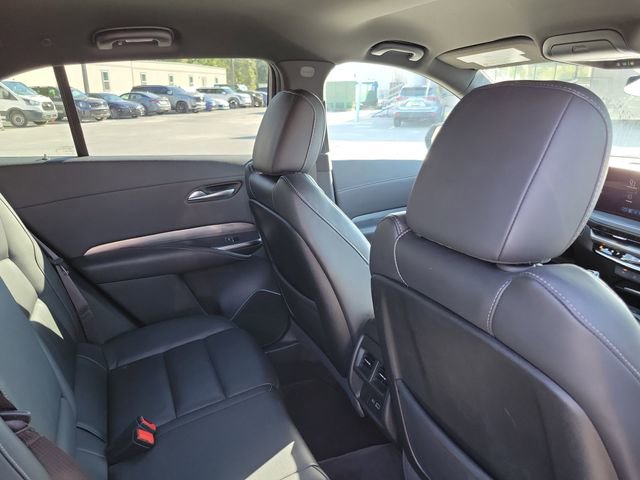 Used 2024 Cadillac XT4 Premium Luxury FWD image 32