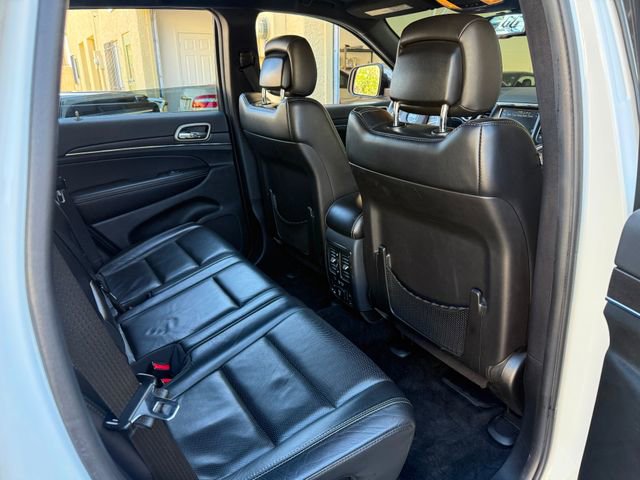Used 2015 Jeep Grand Cherokee Limited w/ Luxury Group II image 36