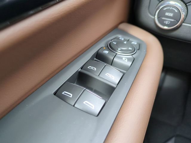 Used 2025 Chevrolet Tahoe High Country image 29