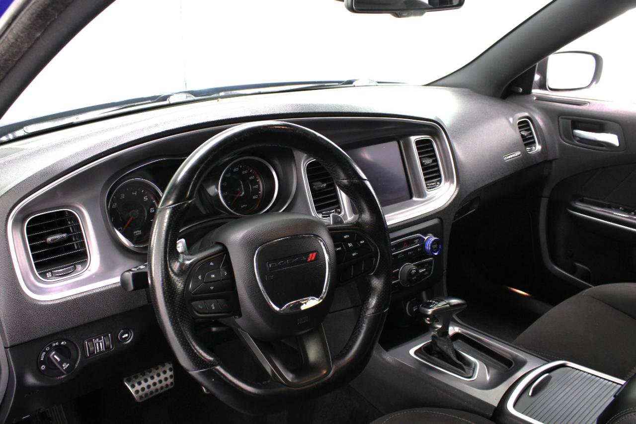 Used 2021 Dodge Charger R/T RWD image 23