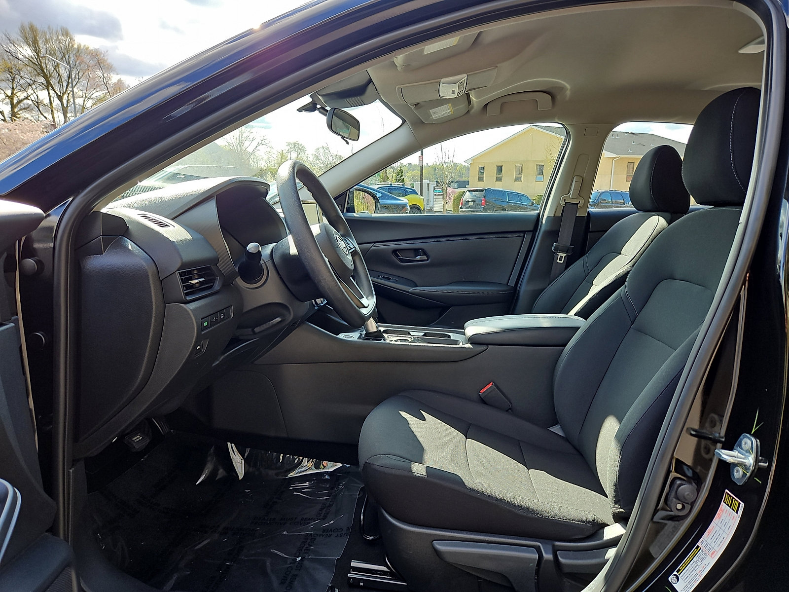 Certified 2025 Nissan Sentra S image 13