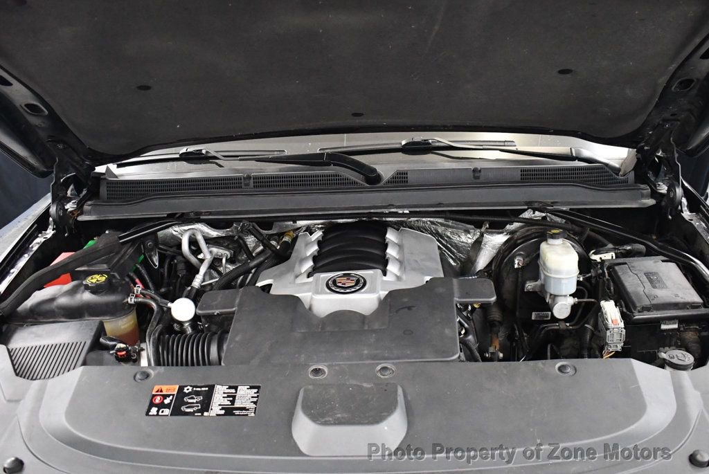 Used 2015 Cadillac Escalade Premium image 60