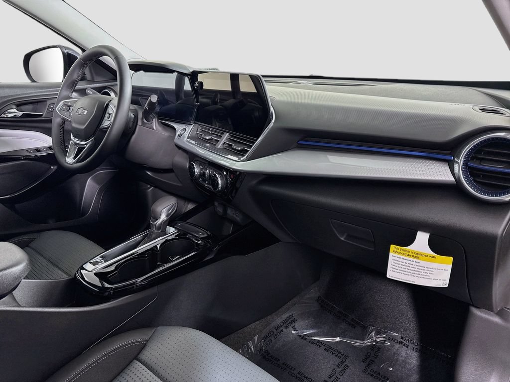 New 2026 Chevrolet Trax LT w/ Driver Confidence Package FWD image 27
