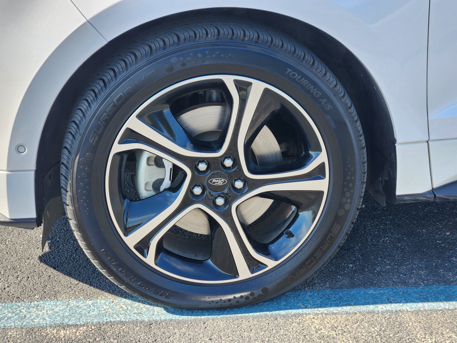 Used 2019 Ford Edge ST w/ Equipment Group 401A AWD/4WD image 31