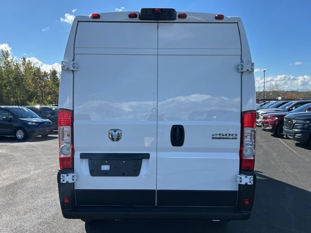 New 2025 RAM ProMaster 2500 w/ Quick Order Package 22G SLT FWD image 6