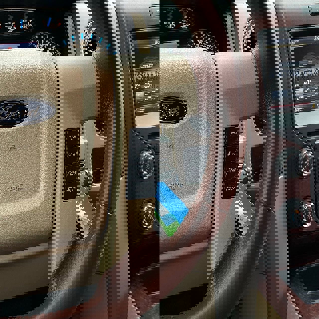 Used 2014 Ford F150 King Ranch w/ King Ranch Luxury Package RWD image 14