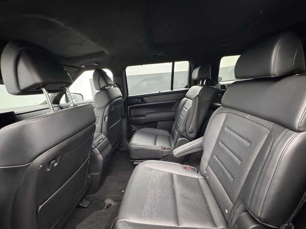 Used 2024 Hyundai Santa Fe Calligraphy image 10