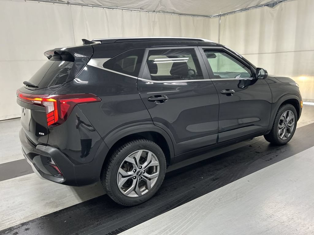 Certified 2024 Kia Seltos S AWD/4WD image 2