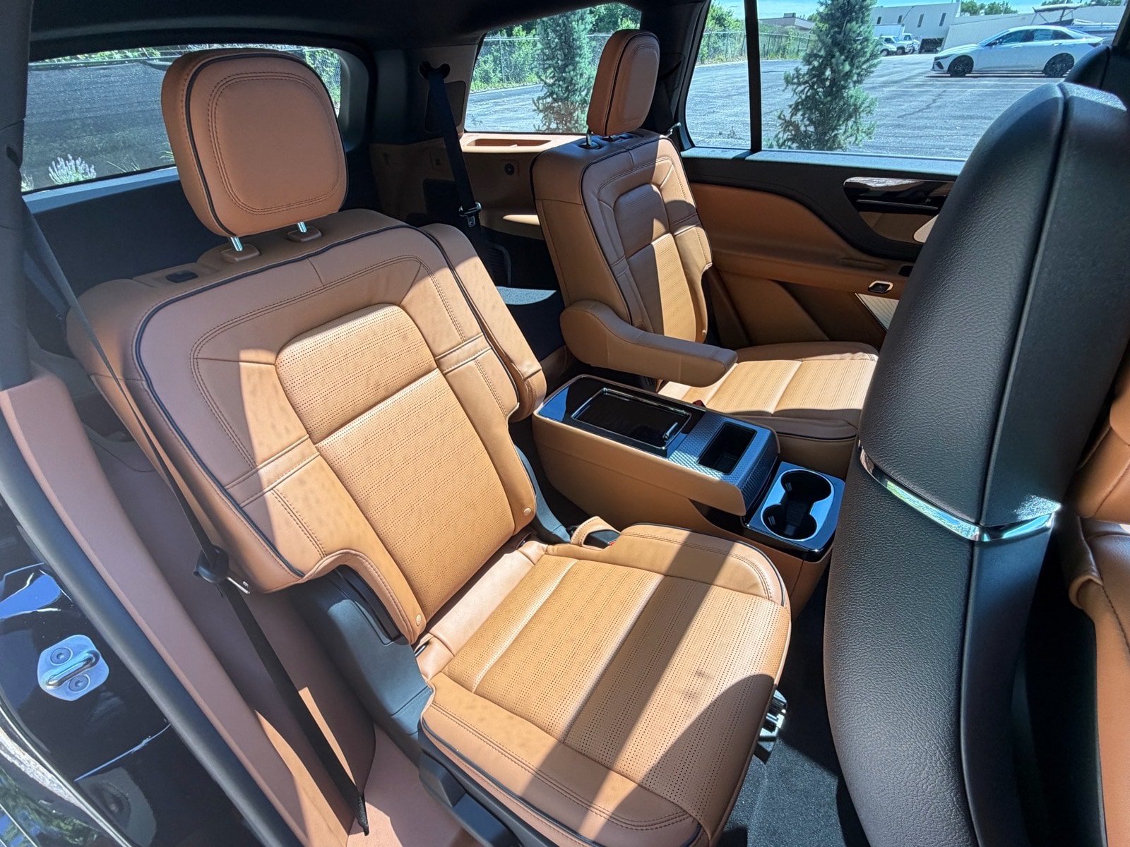 New 2026 Lincoln Aviator Black Label AWD/4WD image 15