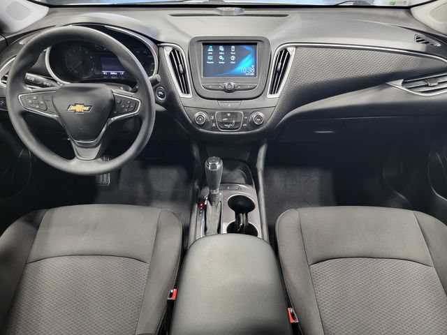Used 2018 Chevrolet Malibu LS FWD image 18