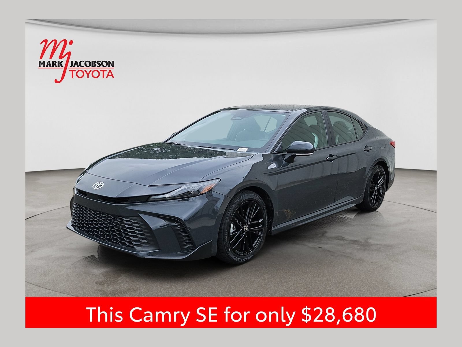 Used 2025 Toyota Camry SE FWD image 1