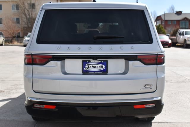 Used 2024 Jeep Wagoneer L Series II w/ Flexible Seating Group image 6