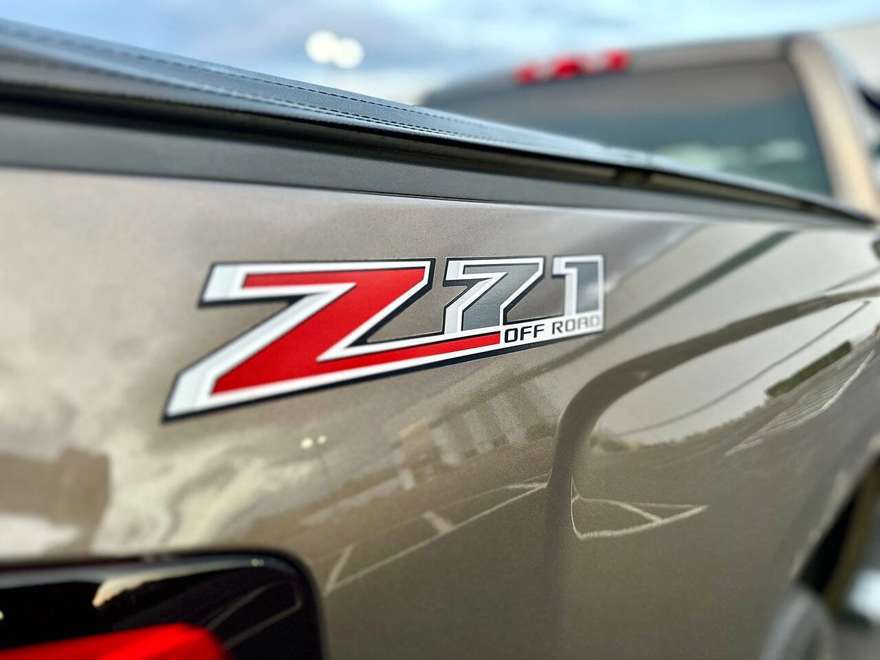 Used 2014 Chevrolet Silverado 1500 LTZ Z71 w/ LTZ Plus Package image 19