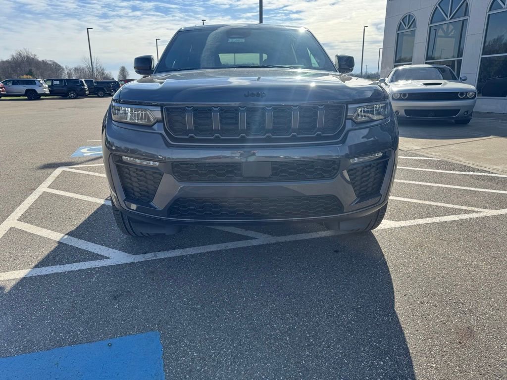 New 2026 Jeep Grand Cherokee Limited AWD/4WD image 4