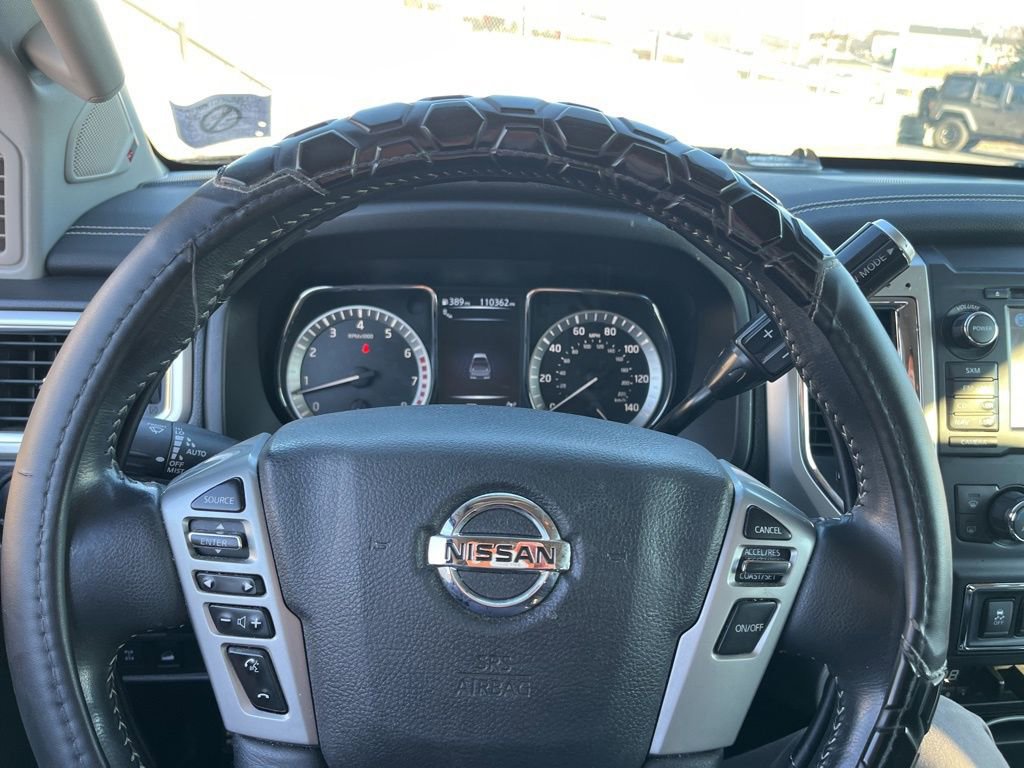 Used 2018 Nissan Titan PRO-4X w/ Pro-4x Convenience Package image 8