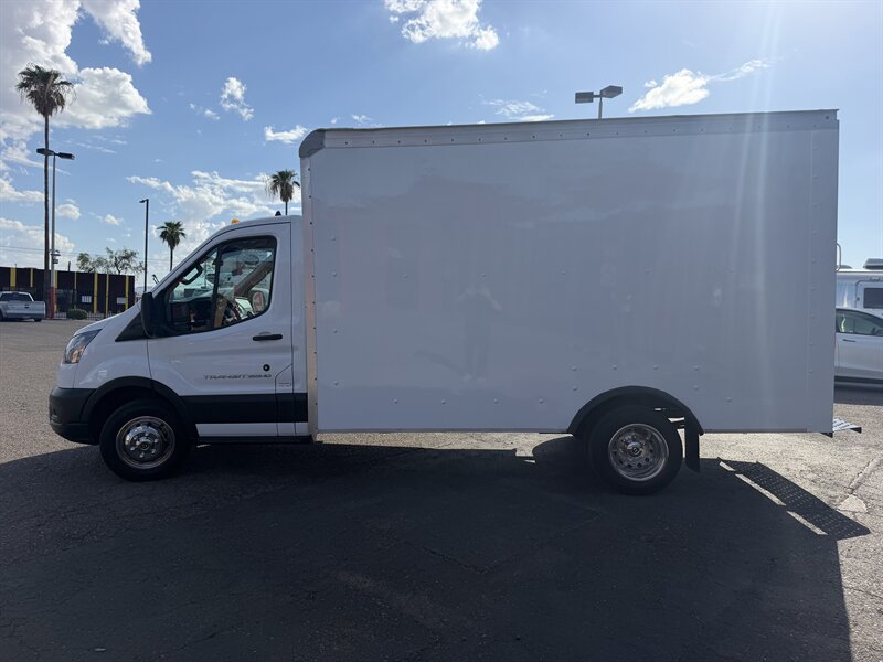 Used 2023 Ford Transit 350 DRW RWD image 5