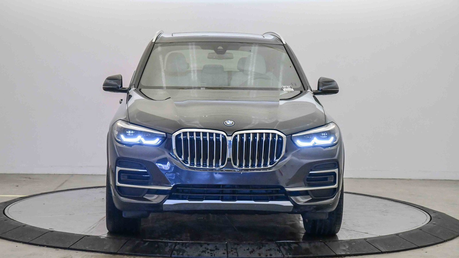 Certified 2023 BMW X5 xDrive45e image 7