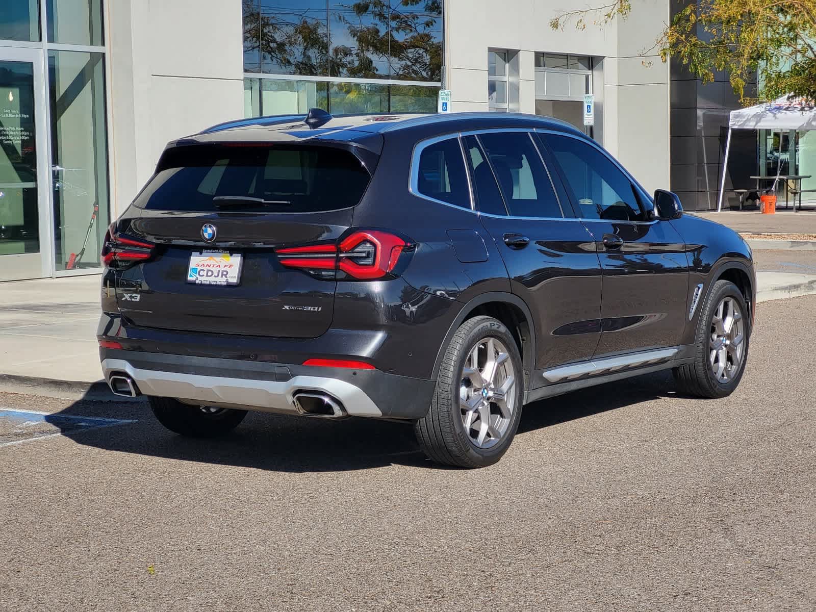 Used 2023 BMW X3 xDrive30i w/ Premium Package AWD/4WD image 5