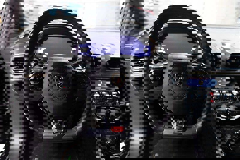 Used 2015 Lamborghini Huracan LP 610-4 image 16