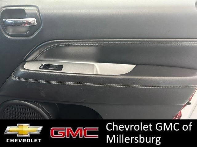 Used 2016 Jeep Compass Latitude AWD/4WD image 21