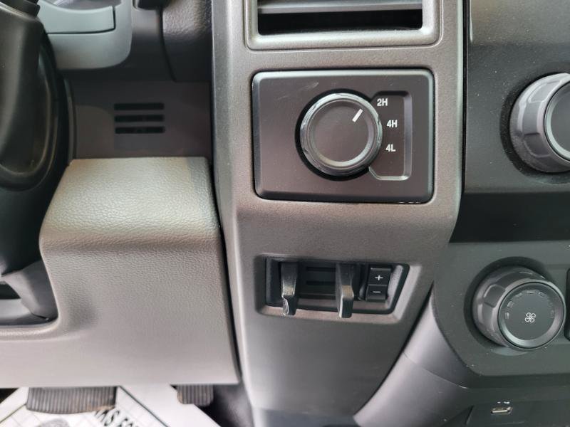 Used 2022 Ford F550 4x4 Regular Cab Super Duty image 18