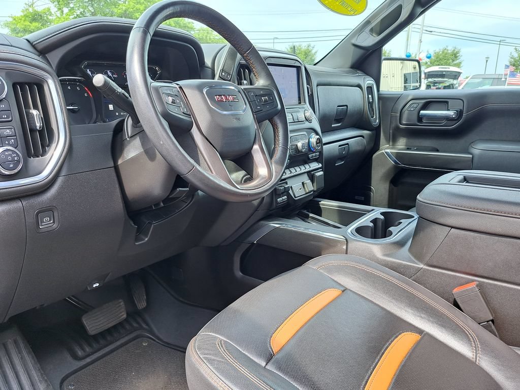 Used 2022 GMC Sierra 1500 AT4 w/ AT4 Preferred Package AWD/4WD image 7