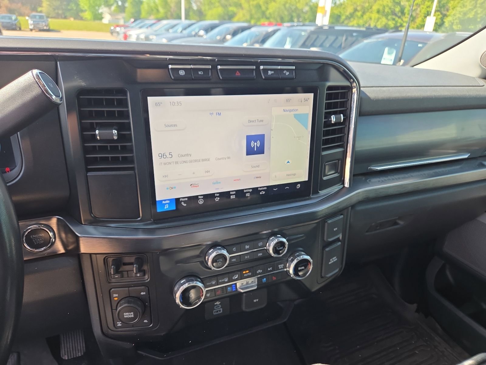 Used 2023 Ford F350 Lariat w/ Sport Appearance Package AWD/4WD image 10