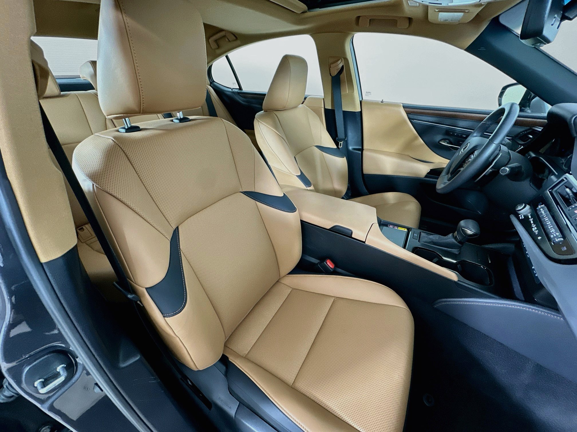 Used 2024 Lexus ES 350 w/ Premium Package FWD image 35
