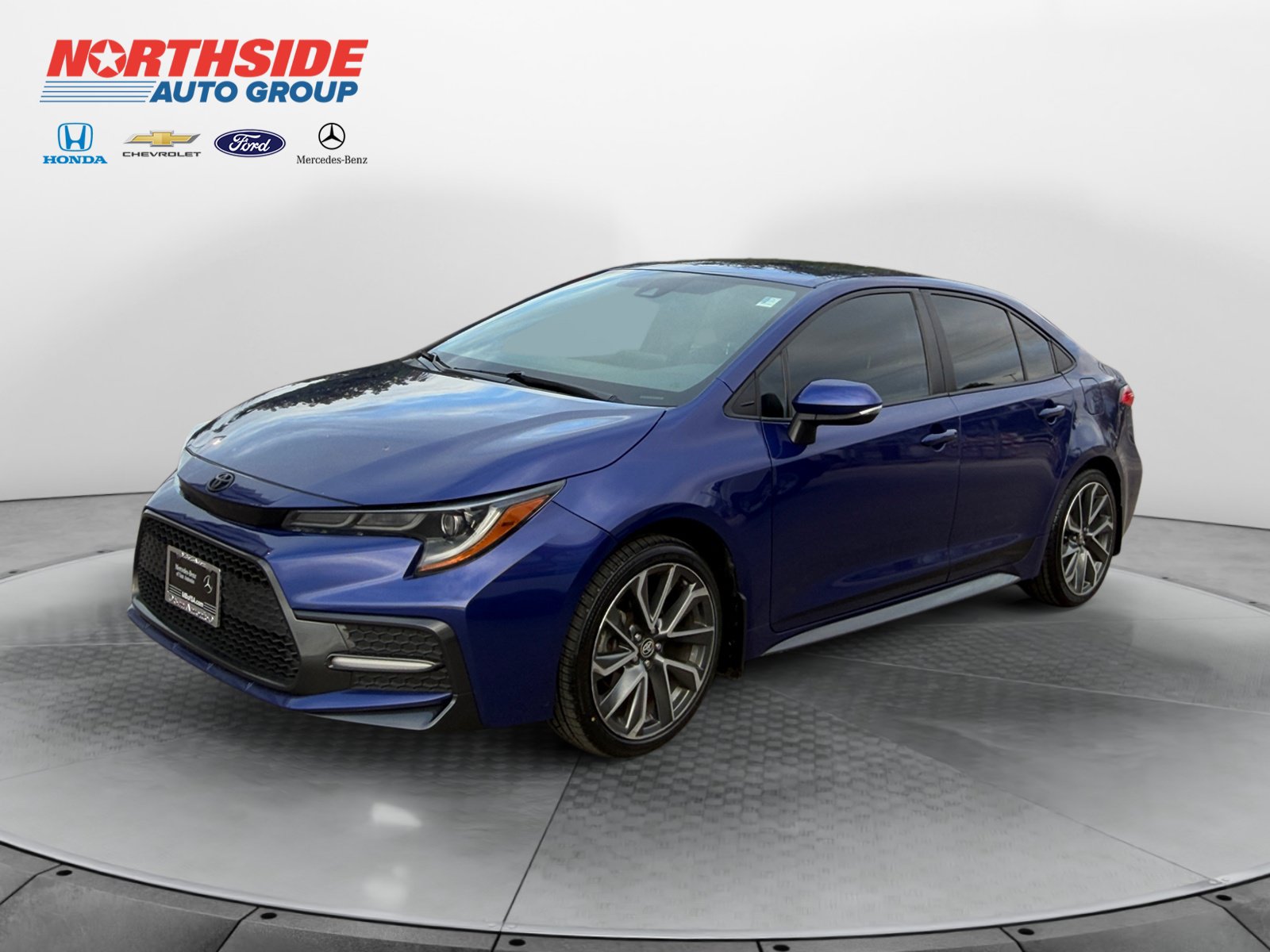 Used 2022 Toyota Corolla SE FWD image 3