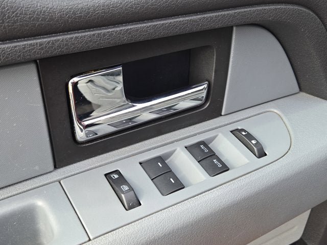 Used 2013 Ford F150 XLT w/ Luxury Equipment Group AWD/4WD image 17