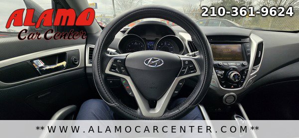 Used 2012 Hyundai Veloster w/ Style Pkg image 27