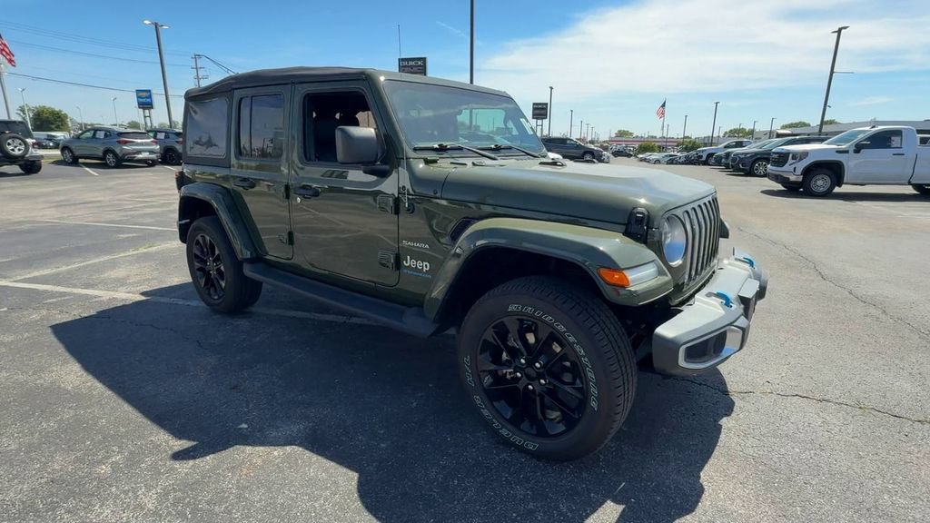 Used 2023 Jeep Wrangler Unlimited Sahara w/ Cold Weather Group AWD/4WD image 2