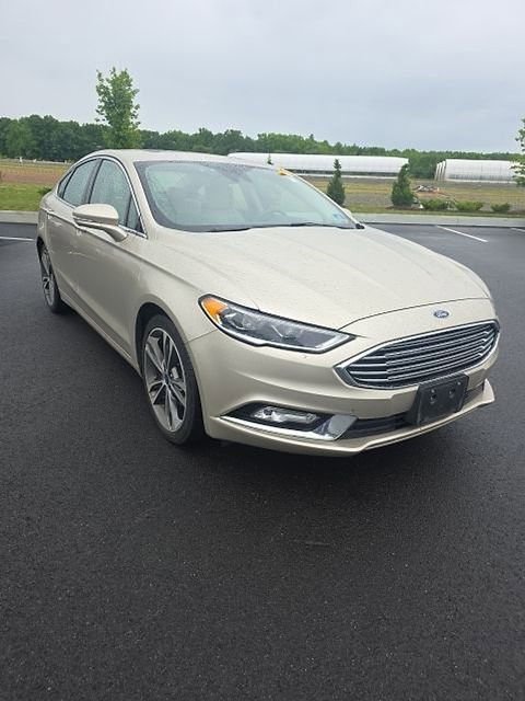 Used 2017 Ford Fusion Titanium AWD/4WD image 3