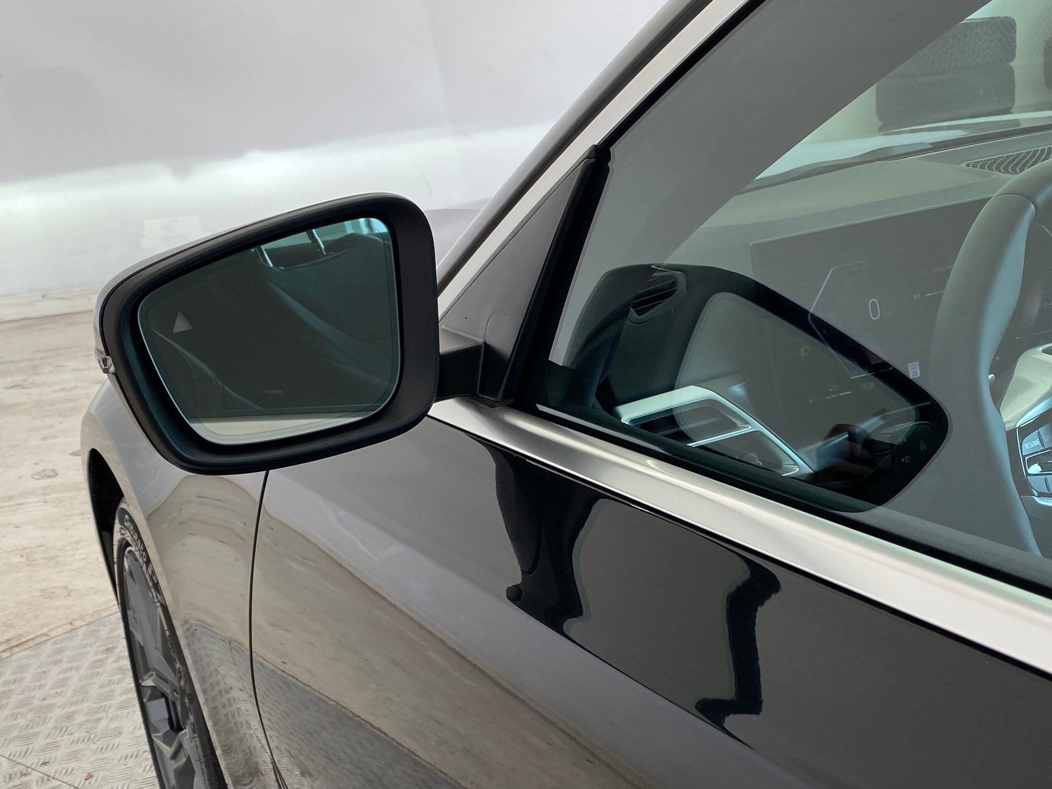 Used 2025 BMW 330i xDrive 330i xDrive w/ Convenience Package image 22