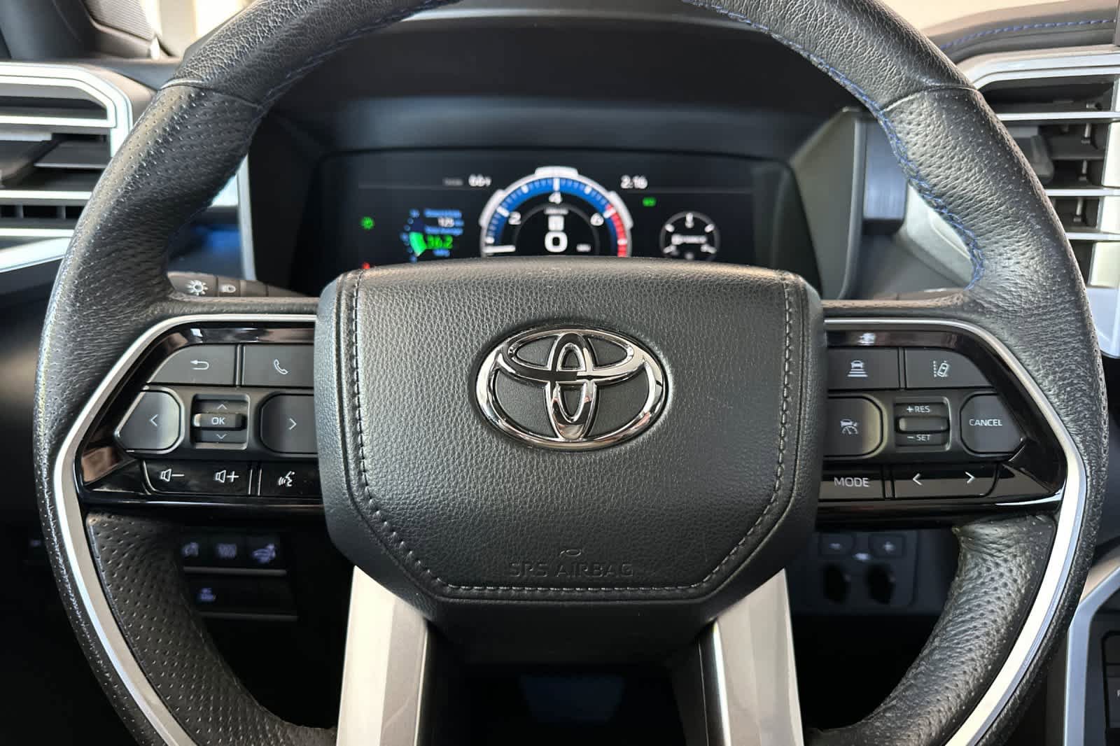 Used 2023 Toyota Tundra Platinum AWD/4WD image 24