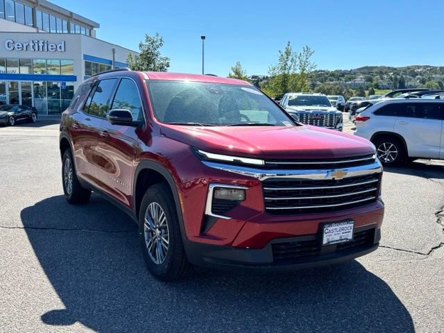 New 2026 Chevrolet Traverse LT w/ Driver Confidence Package AWD/4WD image 7