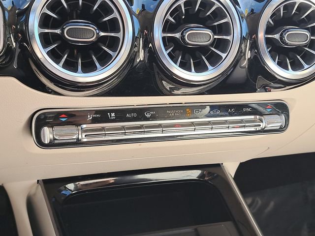 Used 2023 Mercedes-Benz GLA 250 w/ Premium Package image 29