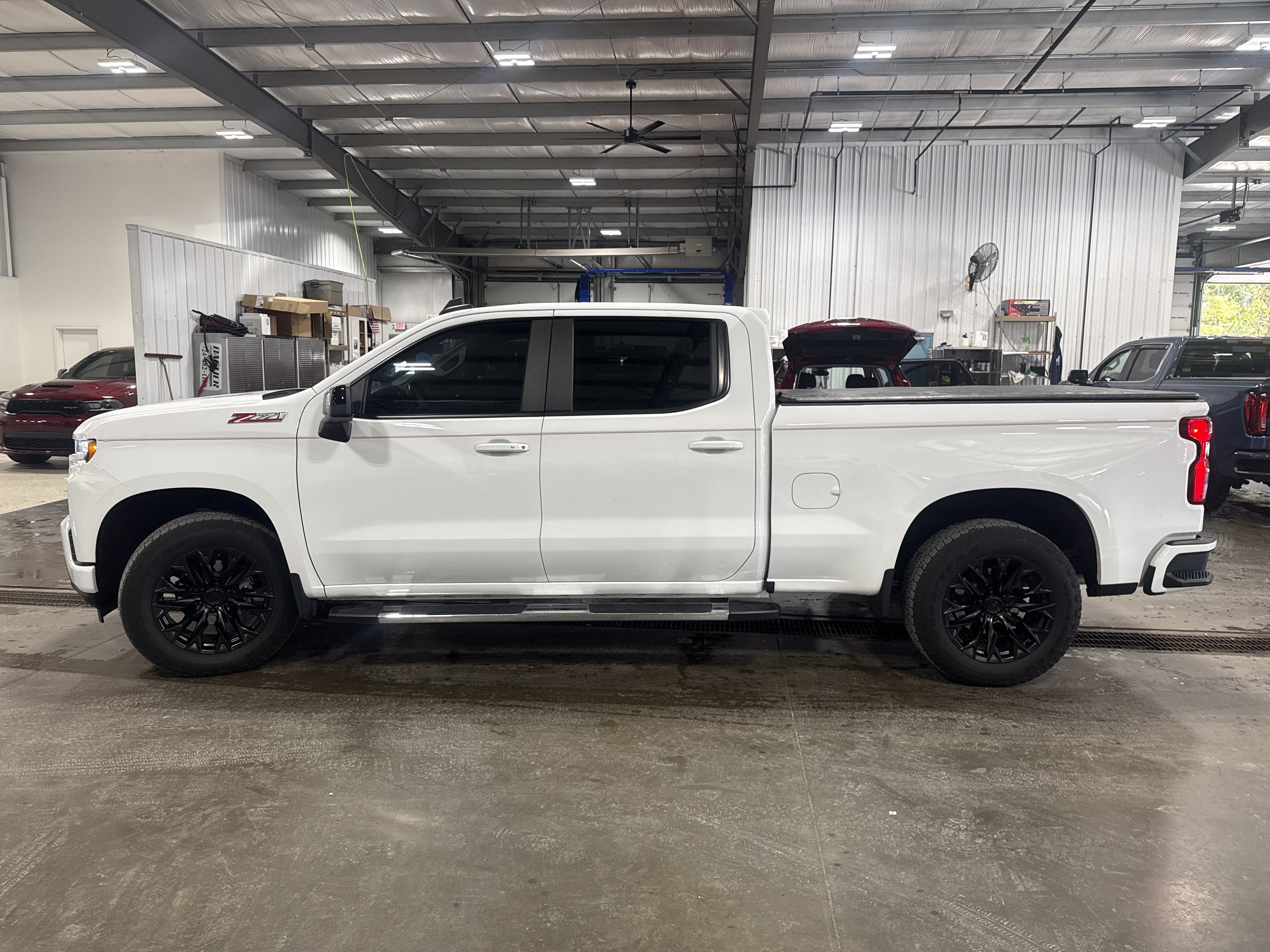 Used 2022 Chevrolet Silverado 1500 RST AWD/4WD image 5