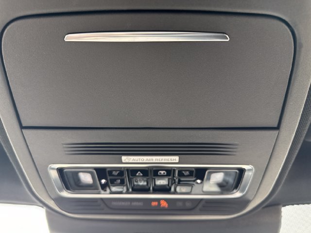 New 2027 Lincoln Navigator Reserve w/ Jet Appearance Package AWD/4WD image 34