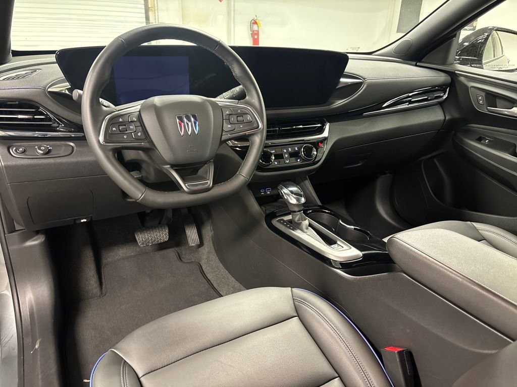 Used 2025 Buick Envista Sport Touring w/ Convenience I Package image 27