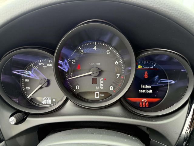 Used 2025 Porsche Macan image 20