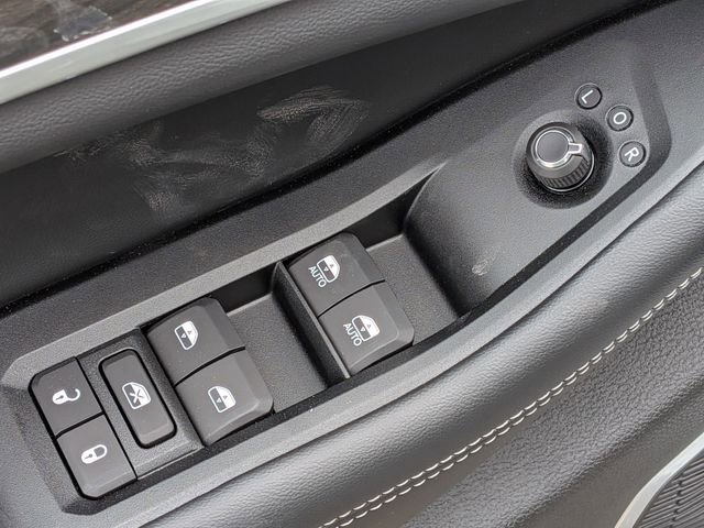 New 2026 Jeep Grand Cherokee Laredo image 21