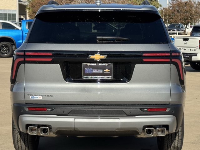 New 2027 Chevrolet Traverse LT FWD image 6