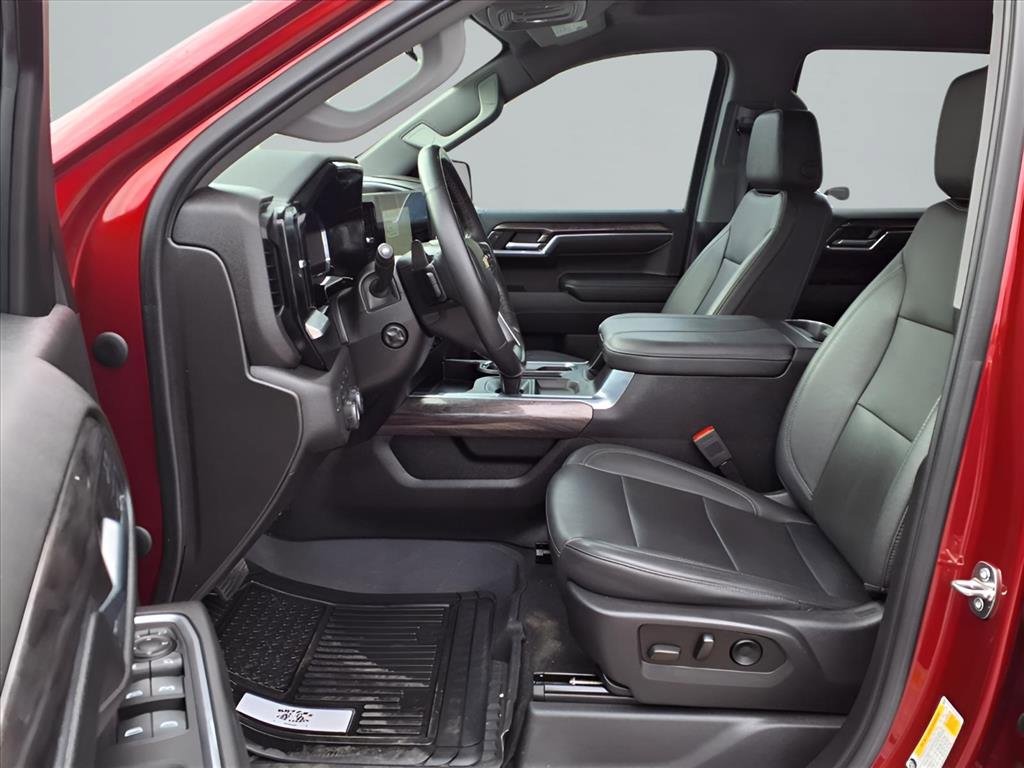 Used 2023 Chevrolet Silverado 1500 LTZ image 10