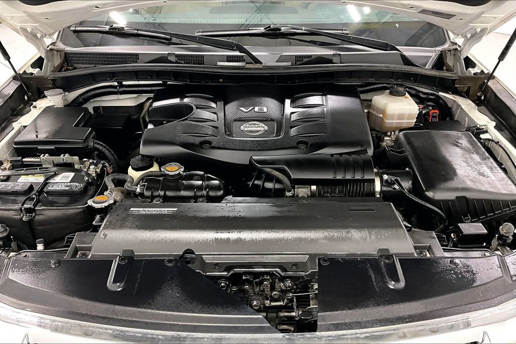 Used 2019 Nissan Armada Platinum w/ Captain's Chairs Package RWD image 11